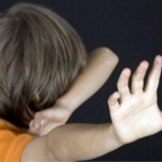 На Волині пенсіонер вдарив в обличчя малолітнього хлопчика: як покарали кривдника