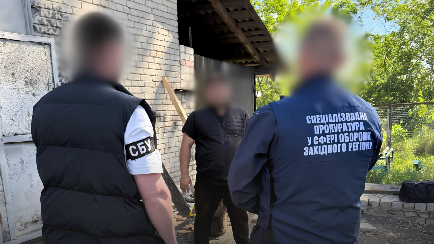 Брав хабарі за уникнення мобілізації: на Волині викрили військовослужбовця ТЦК