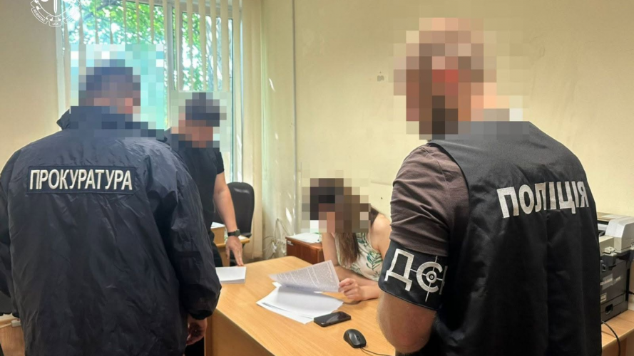 На Волині ексдиректорці дорожнього держпідприємства оголосили підозру у розтраті понад 2 млн грн