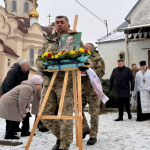 Ворожий дрон обірвав життя: на Волині попрощалися з Героєм Олексієм Куляпіним
