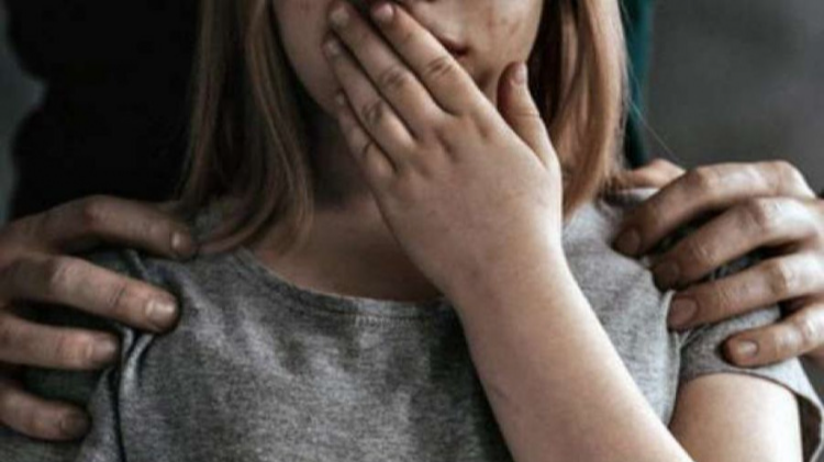 У Луцьку чоловік домагався дитини в маршрутці