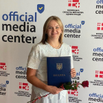 На вручення диплома прийшла з немовлям, а нині лікує майже 2000 людей: історія лікарки з Волині