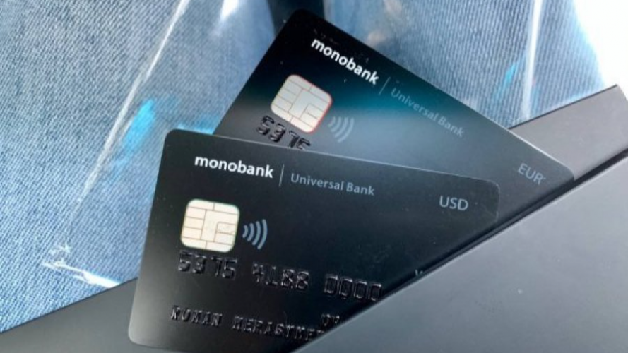 "Фейкові кредитні канікули?": під час війни Monobank нараховує підприємцям відсотки за кредити