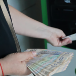 Вирвав з рук гроші та втік: у Луцьку затримали грабіжника, який викрав у жінки 13 тисяч гривень