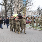 Чорний день: у Луцькій громаді попрощалися з Героями Юрієм Шаблевським та Олександром Гавришем