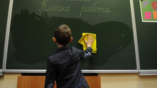 Звичних 45 хвилин: у школах Луцька скасували скорочені уроки