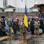 Загинув на Донеччині: у Луцьку попрощались з Героєм Олександром Машлаєм