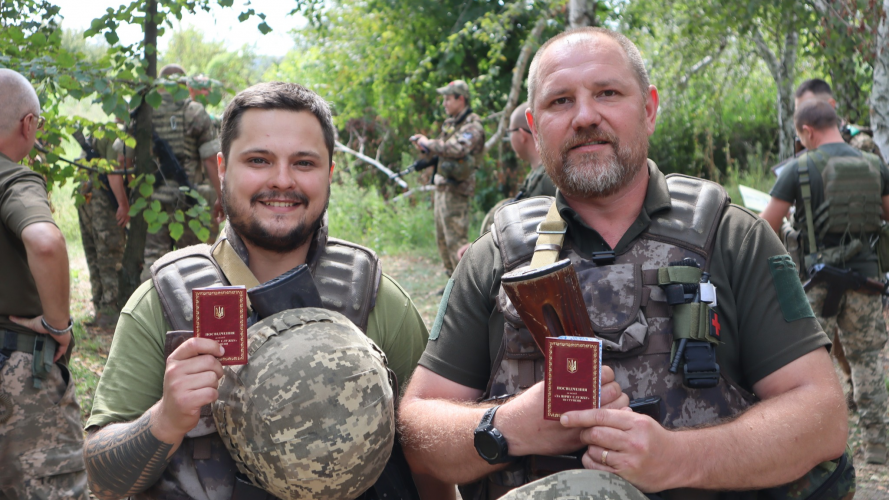 Волинських тероборонівців, які воюють на сході, відзначили нагородами