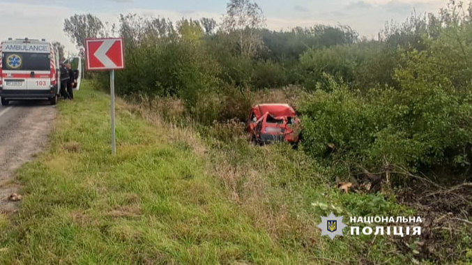 Смертельна аварія на Волині: 65-річний водій не впорався з керуванням та з’їхав у кювет. Оновлено