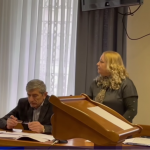 «Бджоли гинуть, а винні мовчать»: пасічниця з Волині заявляє про масове отруєння