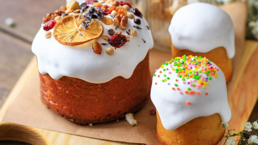 Знають не всі: як спекти паску, щоб не тріскала і довго стояла