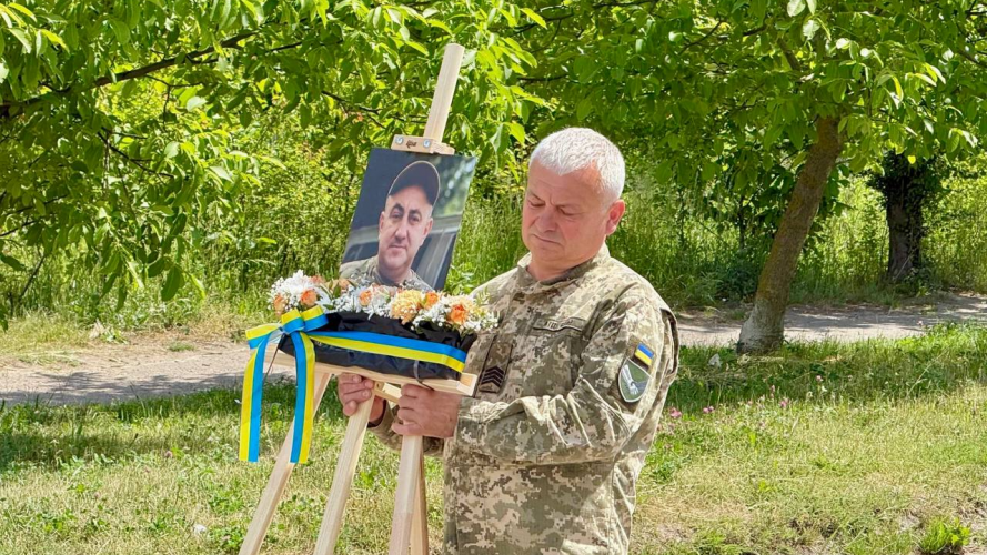 На Волині попрощалися із 46-річним воїном Сергієм Бабкіним