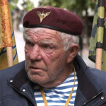 У Луцьку волонтер «Дядя Гриша» збирає гроші на ЗСУ
