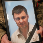 У Луцьку попрощалися з Героєм Андрієм Ющиком, який загинув понад рік тому