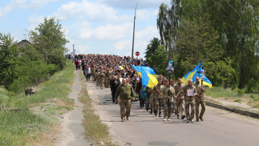 Віддав життя за вільну і незалежну Україну: В останню земну дорогу провели волинського воїна - Андрія Дудіка