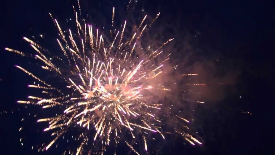 салюти у Рівному