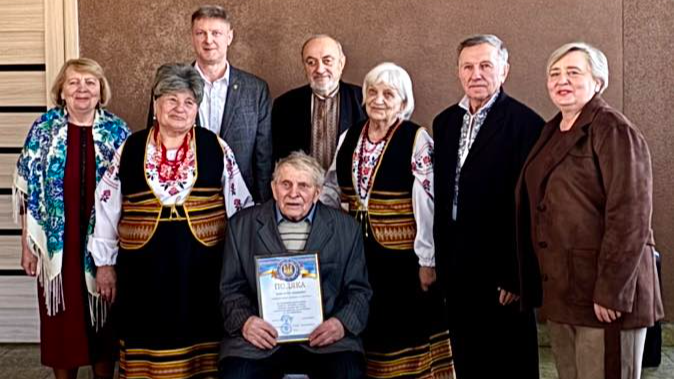 Має 4 внуків та 7 правнуків: дідусь з Волині відзначив 90-річчя