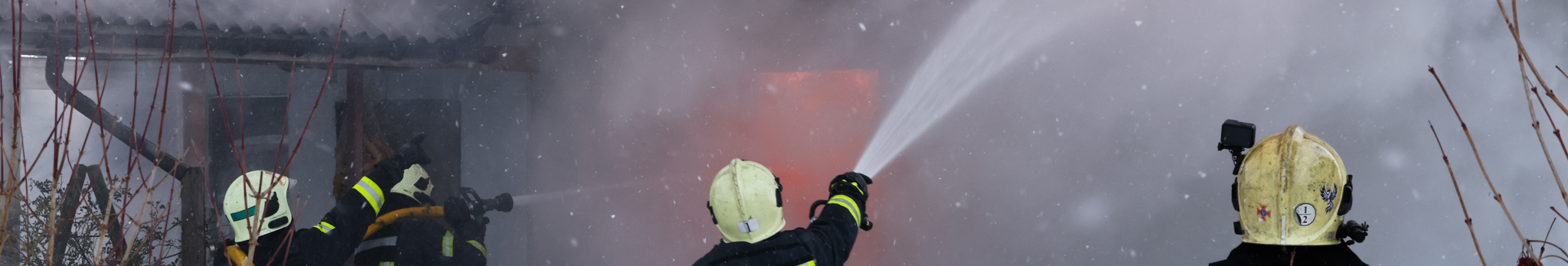 На Волині полум’я з хліва ледь не знищило житловий будинок