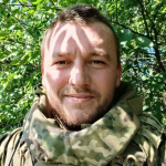 Змінив поліцейський жетон на FPV-дрон: історія волинянина, який нині боронить Україну
