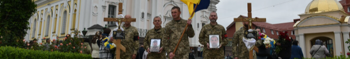 Загинули на Донеччині: у Луцьку попрощалися з військовослужбовцями Олександром Чируком та Іваном Литвіном