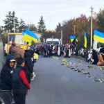 У батьків не стало сина, у дружини – чоловіка, у двох донечок – батька: на Волині провели в останню дорогу Героя Андрія Бобака