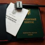 Як покарають українців за кордоном, які не оновили дані у ТЦК
