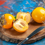 Солодка, але підступна: кому хурма корисна, а кому категорично не можна