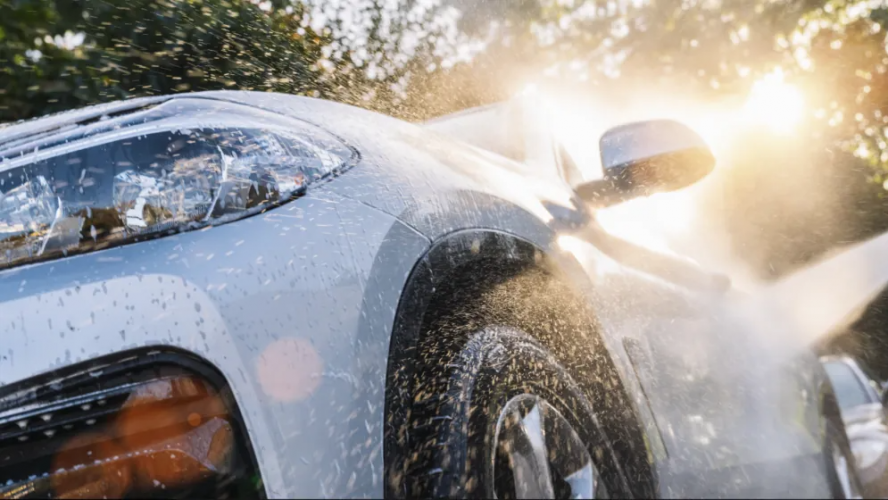 Весна на дорозі: як підготувати авто до потепління та уникнути сезонних ДТП