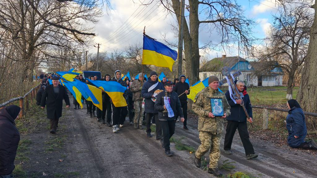 Згубні наслідки війни настигли вдома: на Волині попрощалися з Героєм Михайлом Ковзоловичем