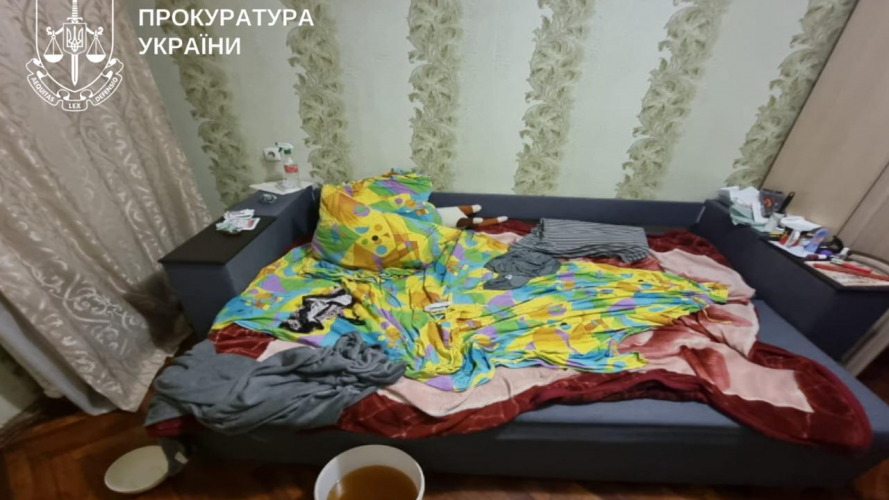 Задушив дружину й доньку, а потім наклав на себе руки: у столиці розслідують трагедію