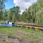 У луцькому парку розчищають замулені меліоративні канали