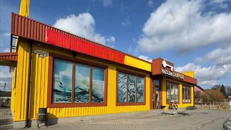 Поблизу Луцька продають колишній магазин за понад 12 мільйонів