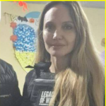 Охоронця Анджеліни Джолі затримали на блокпості і хотіли мобілізувати: акторка особисто поїхала до ТЦК