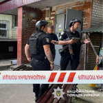 випав з вікна, Хмельницький