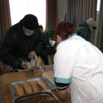 Щодня годують 150 людей: як у Луцьку працює модульний будинок для людей без постійного місця проживання