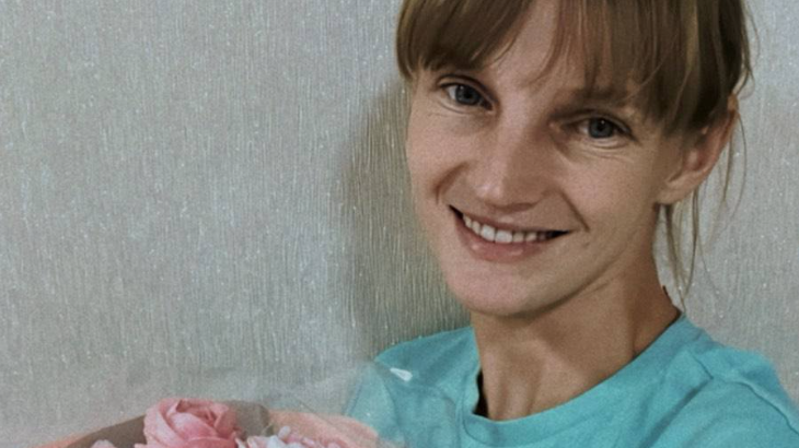 Захоплення переросло у власну справу: вчителька з Волині створює букети із зефіру