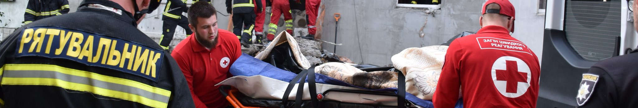 З-під завалів у Луцьку деблокували тіло чоловіка: його кохану досі шукають