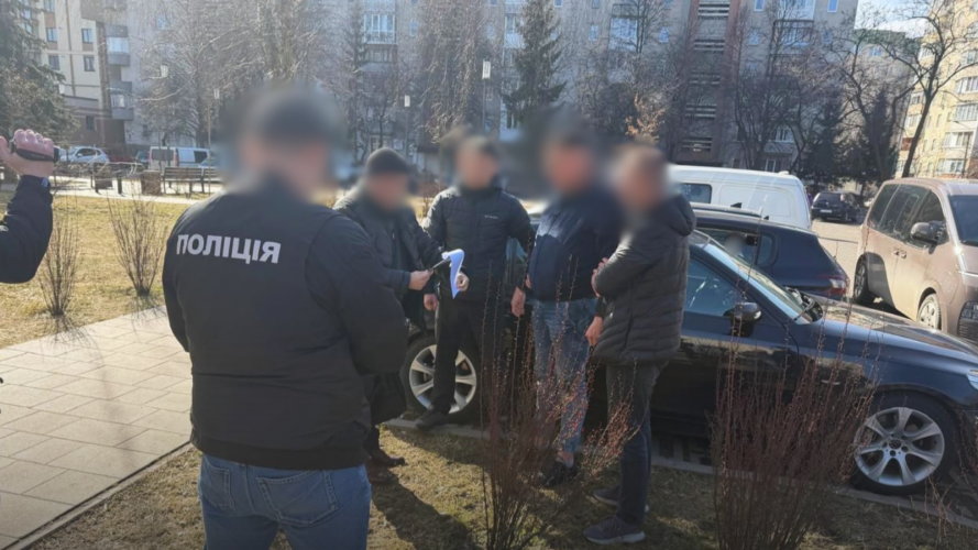 Обіцяв «вирішити питання» з ТЦК: на Волині затримали військовослужбовця