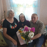 92 роки життя, сповненого випробувань і любові: на Волині привітали довгожительку