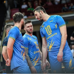 Волейбольна Україна вболіває за нашу збірну!