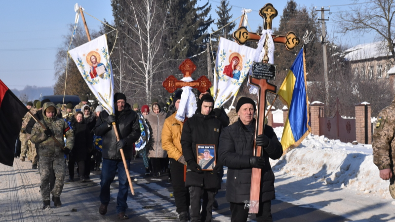 Життя обірвалося в ДТП: на Волині попрощалися із захисником Віталієм Михальчуком