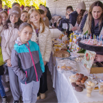 Діти роблять великі справи: у Ковелі на благодійному ярмарку ліцеїсти зібрали понад чверть мільйона гривень для ЗСУ