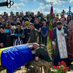 Загинув унаслідок авіаційного удару: на Волині попрощались з Героєм Дмитром Калінчуком
