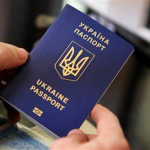 оформлення паспортів чоловікам за кордоном
