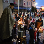 Як у Луцьку освячували кошики напередодні Великодня