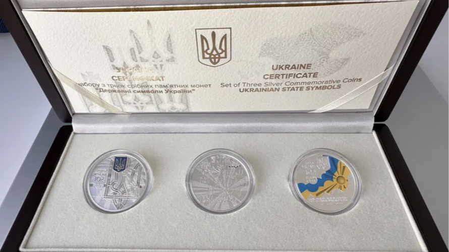 У Луцьку продають рідкісний набір срібних монет НБУ, який розкупили за лічені дні