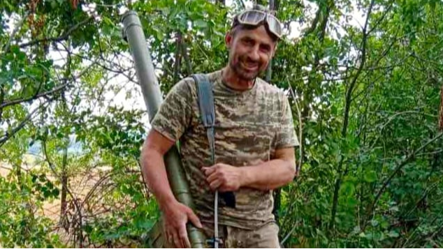 І став учитель воїном світла: спогади про Героя з Волині Руслана Будя