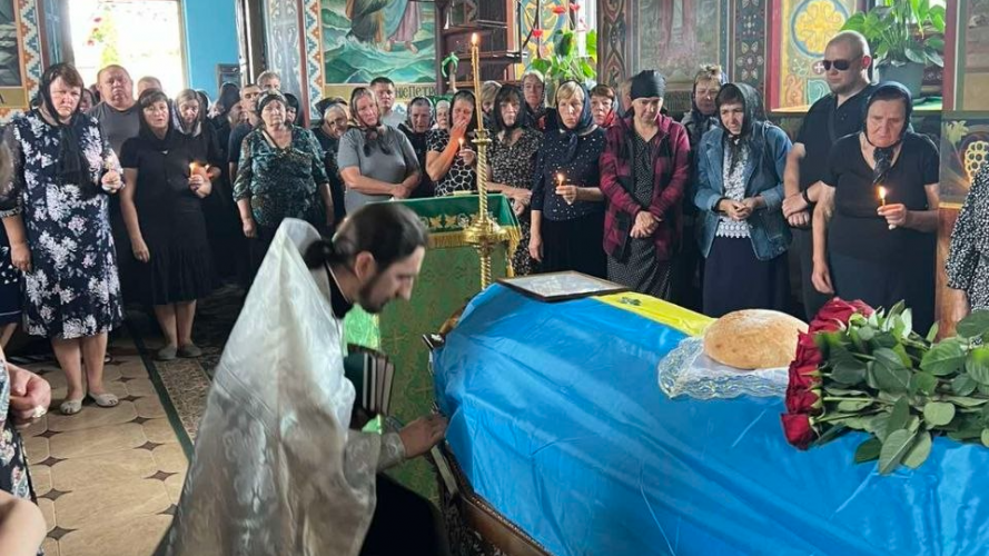 Півтора року вважався зниклим безвісти: на Волині поховали захисника Петра Мельника