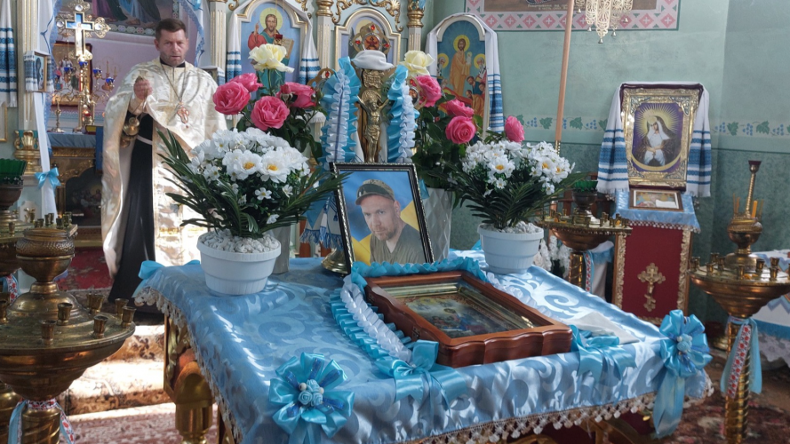 Майже рік вважався зниклим безвісти: на Волині попрощались із батьком п'яти дітей Володимиром Калитюком