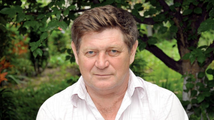 Відомого письменника з Луцька, який виправдовував збройну агресію Росії, хочуть забрати на обмін